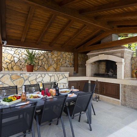 Villa Vita In Porec - Haus Fuer 6-8 Personen Kaštelir 외부 사진