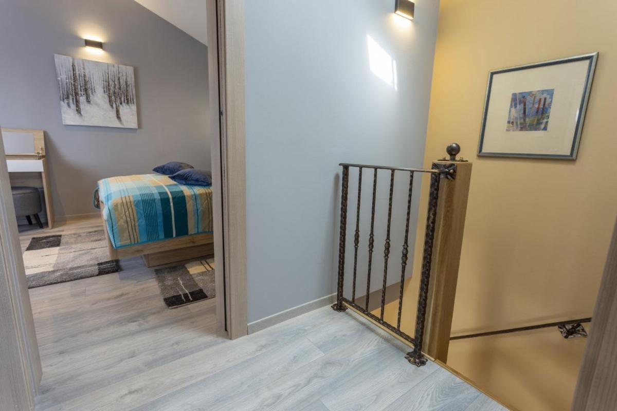 Villa Vita In Porec - Haus Fuer 6-8 Personen Kaštelir 외부 사진