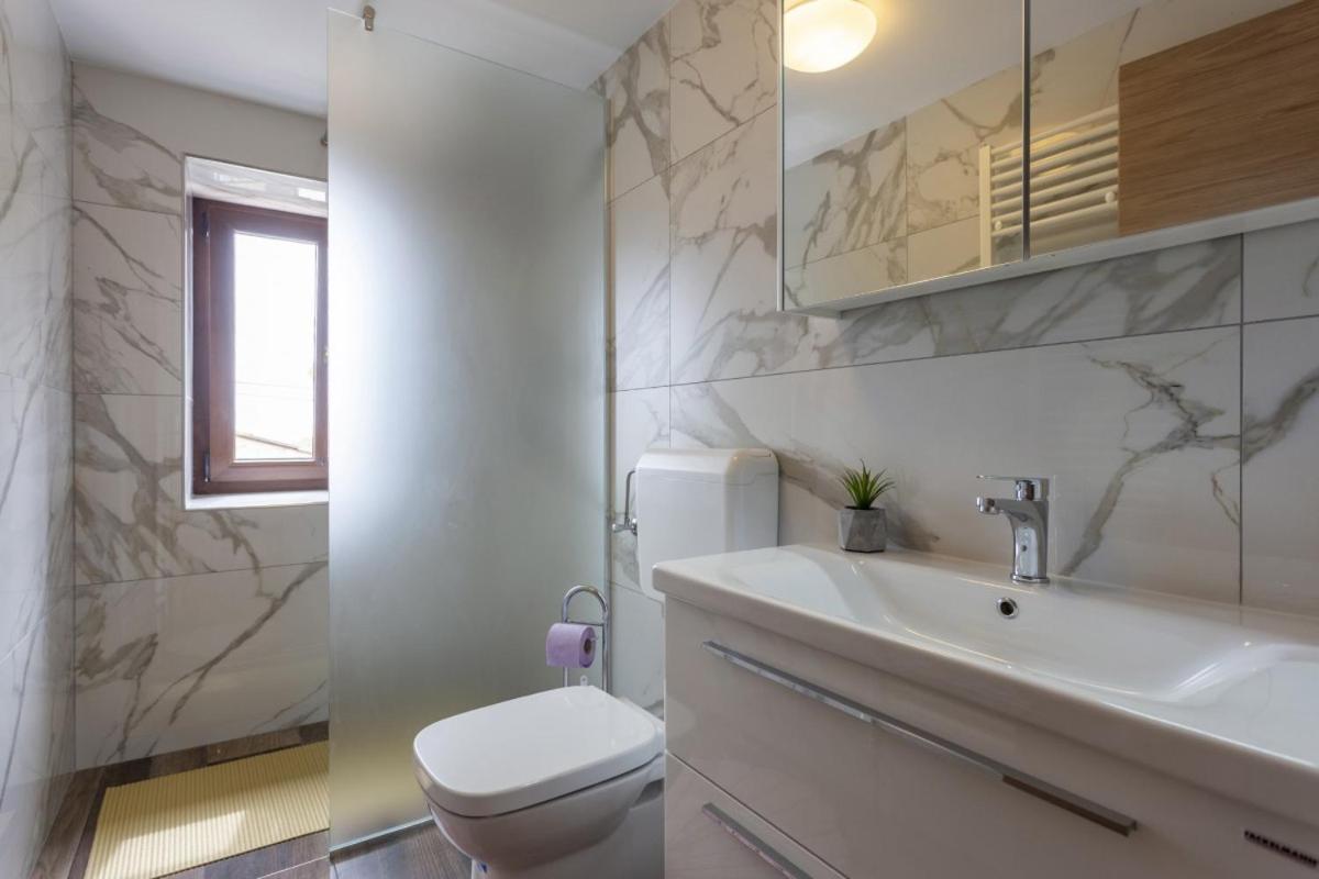 Villa Vita In Porec - Haus Fuer 6-8 Personen Kaštelir 외부 사진